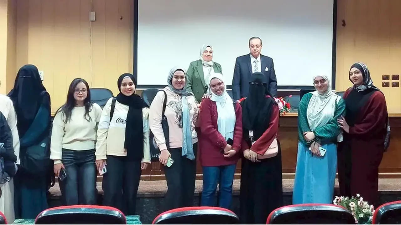 ألسن عين شمس: الذكاء الاصطناعي يسمح بالتنبؤ بالكوارث الطبيعية.